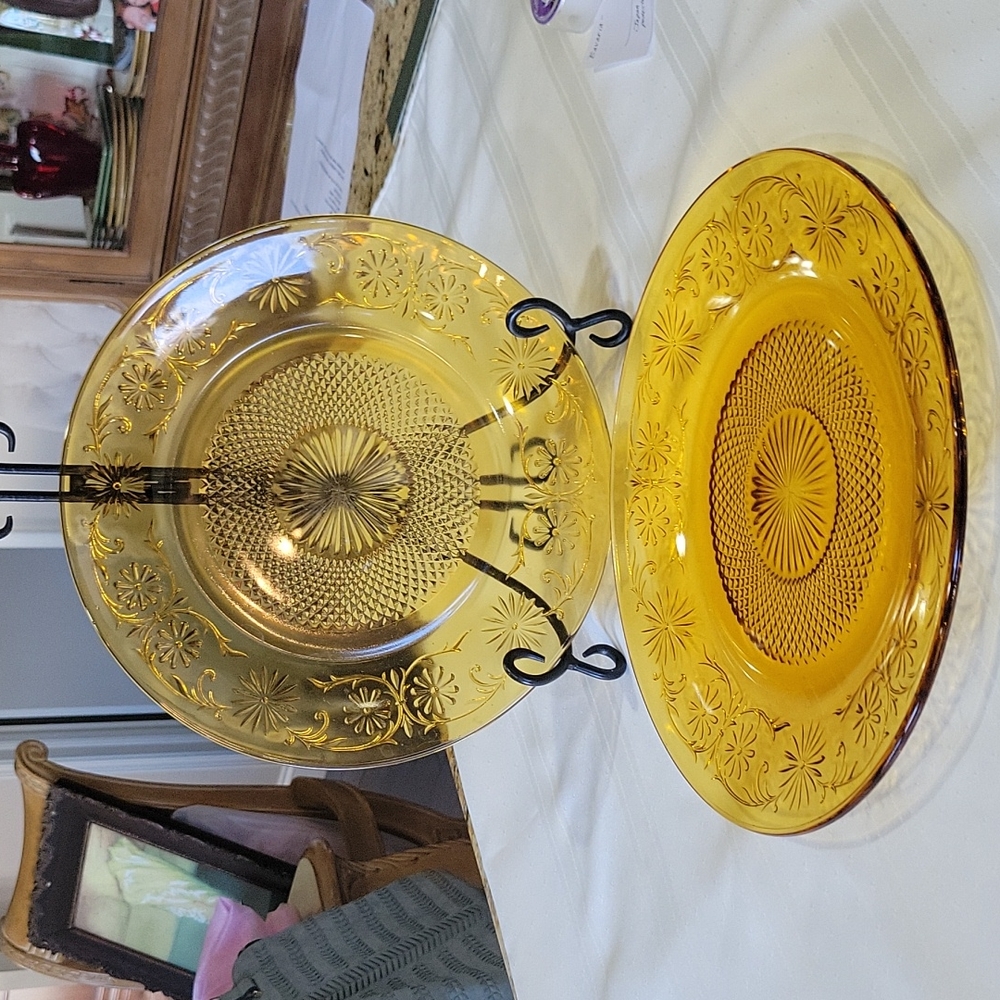 Amber Glass Decorative Dinner Plates - Set of 2